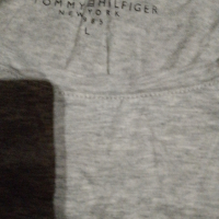 Тениска Tommy Hilfiger , снимка 2 - Тениски - 44809959