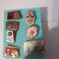 Стари съветски значки , снимка 1 - Антикварни и старинни предмети - 39009431