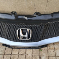 Решетка Honda Civic 8, снимка 2 - Аксесоари и консумативи - 44746582