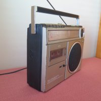  Vintage SONY  CFM 31S- Радиокасетофон ,1977, снимка 6 - Радиокасетофони, транзистори - 41350641