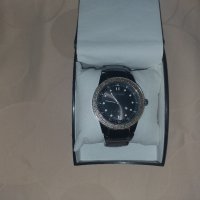 Оригинален английски часовник Ingersoll Diamond & Ceramic , снимка 1 - Дамски - 39709360