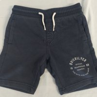 Quiksilver детски къси панталонки, за 5 г.дете, носени веднъж, снимка 1 - Детски панталони и дънки - 42212144