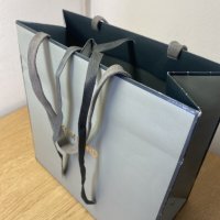 Автентична бутикова Tom Ford подаръчна торба 31 x 26 cm gift bag TF , снимка 2 - Други - 42064560