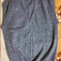 Нов дамски пуловер без ръкави, снимка 1 - Блузи с дълъг ръкав и пуловери - 34219892