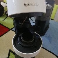 Кафемашина с капсули DeLonghi Nespresso Vertuo Next, снимка 8 - Кафемашини - 42490141