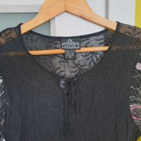 Блуза дълъг ръкав черна полупрозрачна с цветни ръкави S-М, снимка 1 - Блузи с дълъг ръкав и пуловери - 41586868