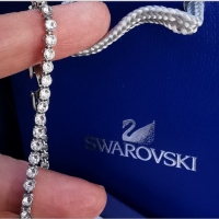 Сваровски подарете си качеството Swarovski гривна, снимка 14 - Гривни - 34820608