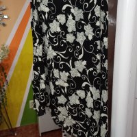 Асиметрична черно-бяла пола за едра дама. Размер: 2XL. Луксозна пола от НЕМАЧКАЕМА коприна, снимка 1 - Поли - 40527844