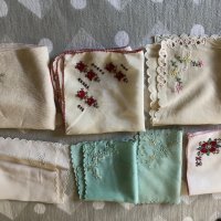носни кърпички от Соца копринени с бродерия, снимка 1 - Антикварни и старинни предмети - 40518184