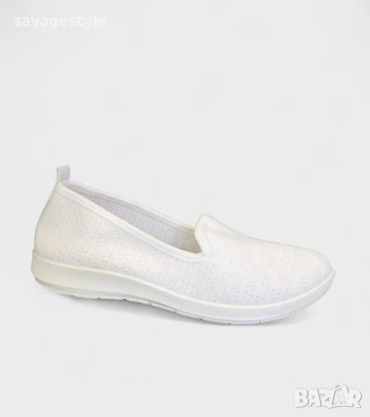 Дамски летни обувки пантофки в бяло , снимка 1