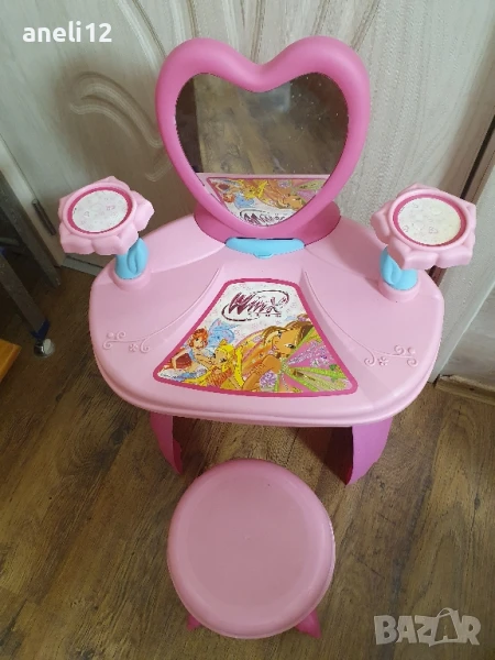 Детска тоалетка със столче и количка за кукли, снимка 1