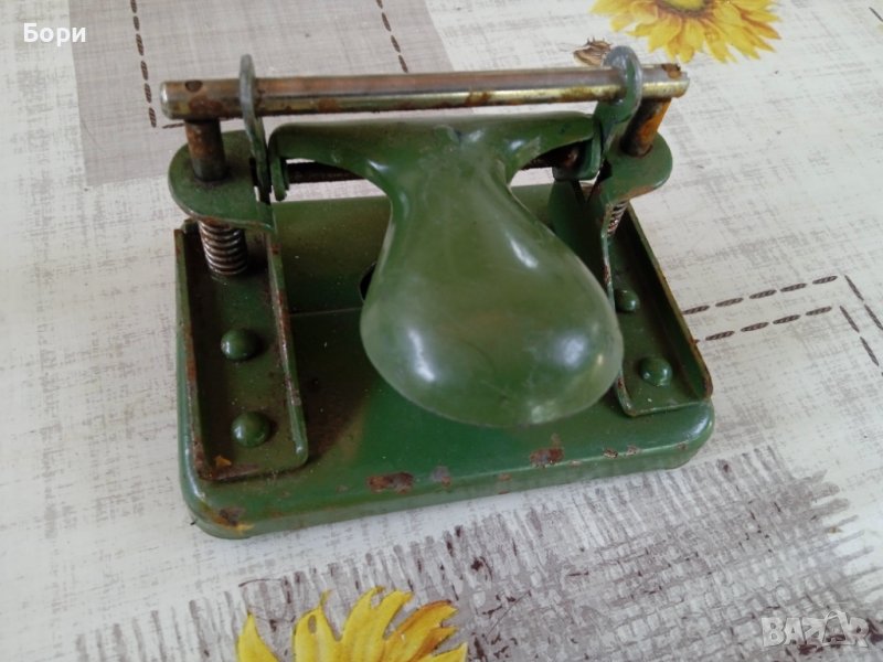 Стар перфоратор МЕТ ИНД София, снимка 1