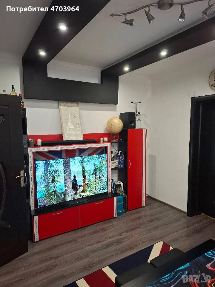 Етаж от двуетажна тухлена къща в гр.Карлово , снимка 1