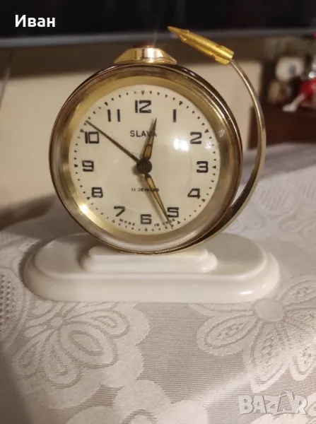 Будилници Слава Глобус с ракета и Москва ключ, снимка 1