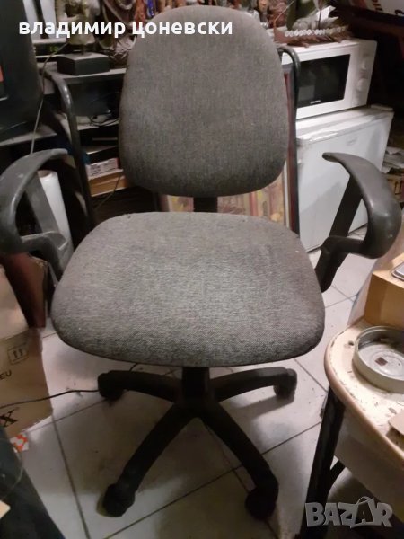 Мебели втора употреба,офис стол с облегалки,маса, снимка 1