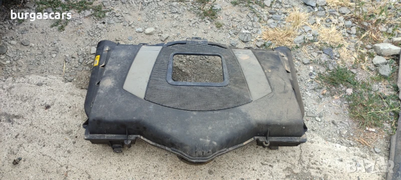 Капак двигател A 273 090 09 01 Mercedes E 500 5,5-388к.4Matic - 120лв, снимка 1