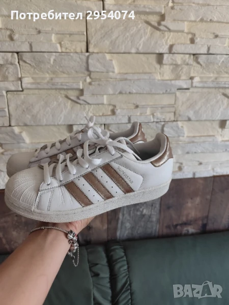 оригинални маратонки Адидас естествена кожа 39/40номер , снимка 1