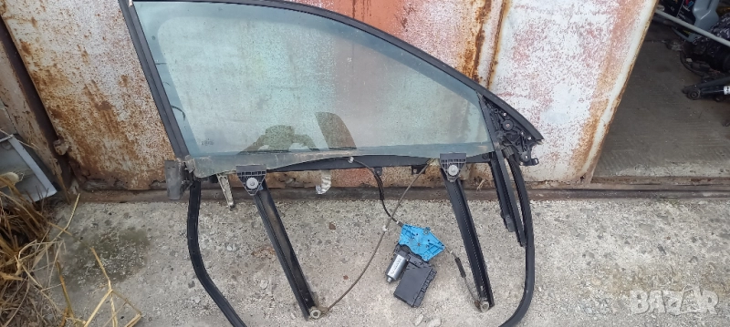 Преден десен стъклоповдигач Audi A4 B6 B7, снимка 1
