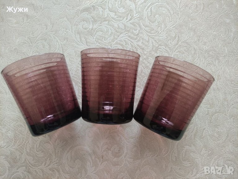 Комплект 3 броя чаши за безалкохолно, цветно стъкло, снимка 1