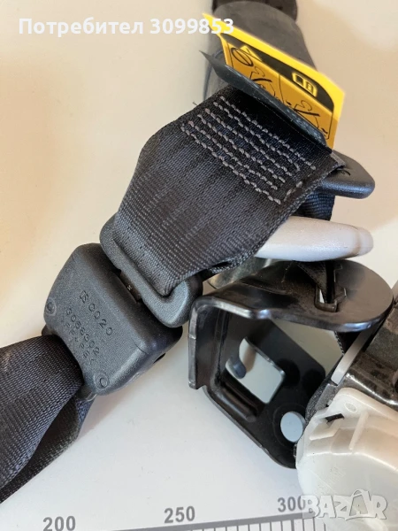 заден колан с механизъм за тойота ярис -оригинален, снимка 1