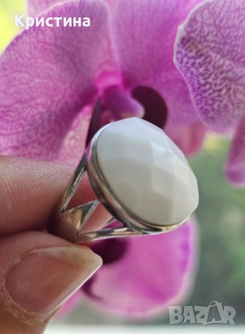 Красив сребърен пръстен с Бял Оникс, снимка 2 - Пръстени - 51962423