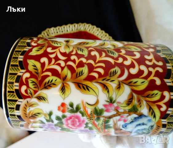 Порцеланова чаша Пауни,цветя,злато. , снимка 6 - Чаши - 51181388