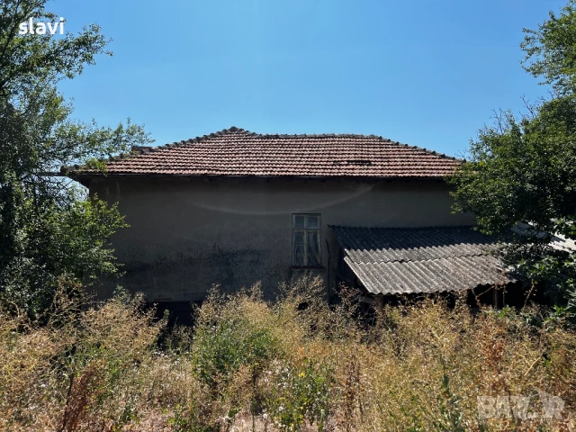 Продавам дворно място с къща и кладенец, снимка 4 - Парцели - 51336974