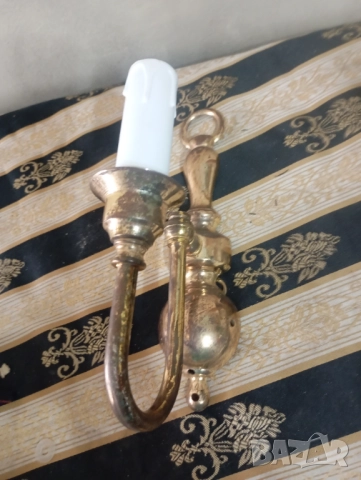 Винтидж аплик за стена