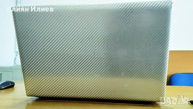 Laptop 17.3" Samsung RV720 i3-2310M 6GB 500GB, снимка 10 - Лаптопи за дома - 50362747