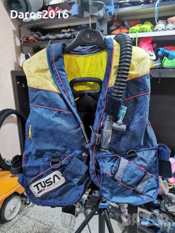 Водалозна жилетка,неопренов костюм, плавници, снимка 2 - Водни спортове - 41350930