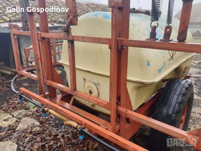 Пръскачка 1500 литра, 12 метра захват, снимка 4 - Селскостопанска техника - 44311325