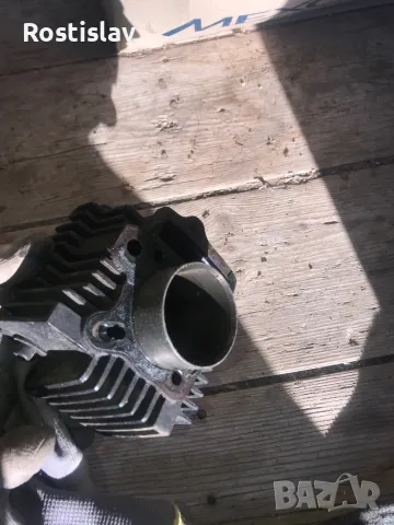 Цилиндър с бутало , снимка 1