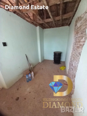 Едноетажна къща в село Боздуганово, общ. Раднево, снимка 4 - Къщи - 52086349