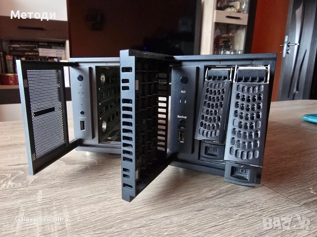 Два NAS сървъра NETGEAR, снимка 2 - За дома - 53653650