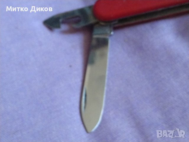 Швейцарско ножче Офицер 8 части, снимка 4 - Ножове - 39743592