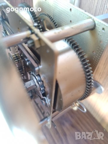 Стар механичен часовник стенен Hermle Westminster, Made in Germany., снимка 11 - Стенни часовници - 42064903
