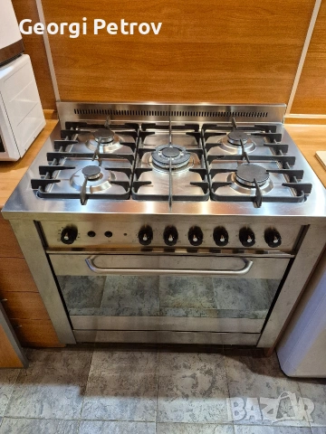Профисоонална Газова Печка , снимка 11 - Печки, фурни - 53637686