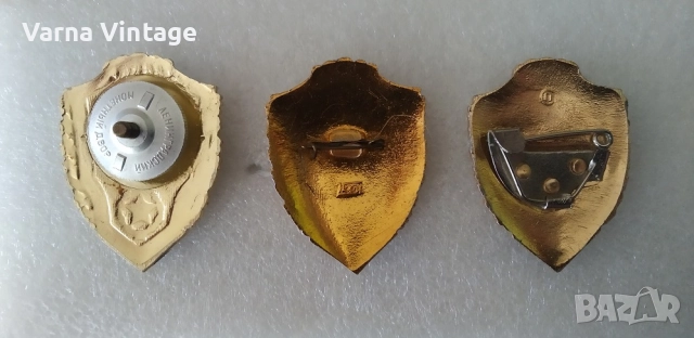 Три вида на Знак Отличен войник от Съветската армия. алум. цена за всичко., снимка 5 - Колекции - 51567123