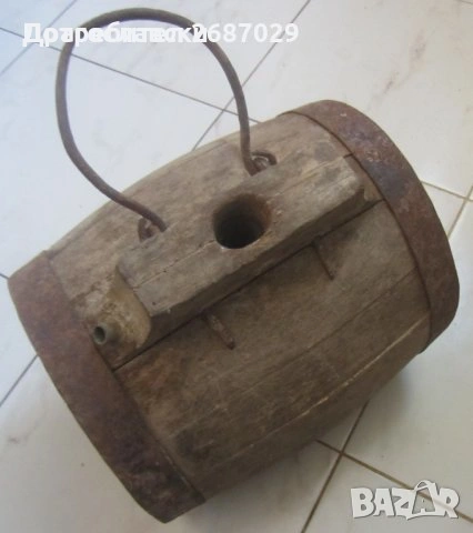 Дървен стар бъкел, Малки буренца и Старо дървено буре бъчва бъчонка бъкел бъклица дърворезба, снимка 8 - Антикварни и старинни предмети - 28883935