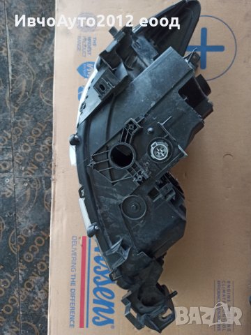 Фар десен оригинален Toyota verso 09-13, снимка 6 - Части - 40389581