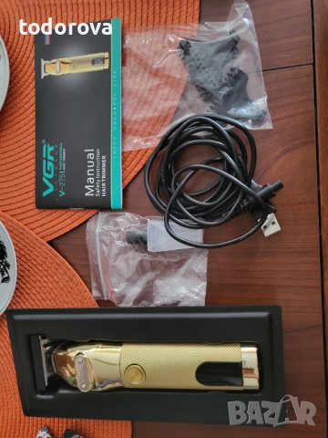 МАШИНКА ЗА ПОСТРИГВАНЕ, снимка 3 - Машинки за подстригване - 41923964