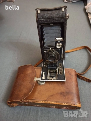 Колекционерски мехов Autographic Kodak Jr. (произведен 1914-1927),и статив, снимка 18 - Антикварни и старинни предмети - 53657340