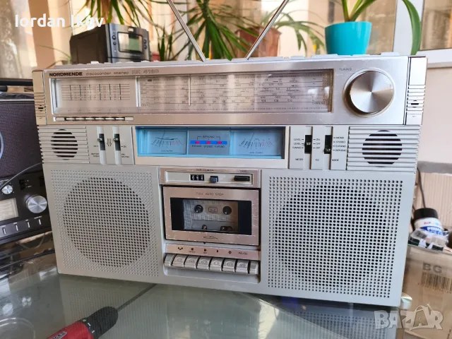 Nordmende Discocorder RK 4186, снимка 3 - Радиокасетофони, транзистори - 55893744