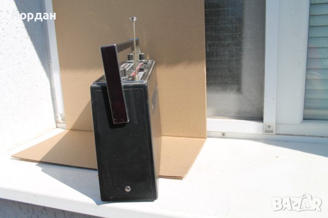 Радио "Telefunken bajazzo sport'', снимка 8 - Радиокасетофони, транзистори - 42249375