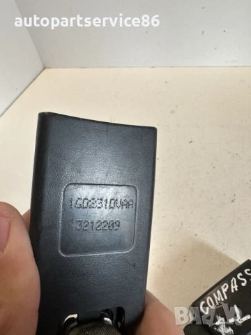 Заден колан за безопасност за Jeep Compass 2.2 CRD (2011) 13212209, снимка 2 - Части - 53617823