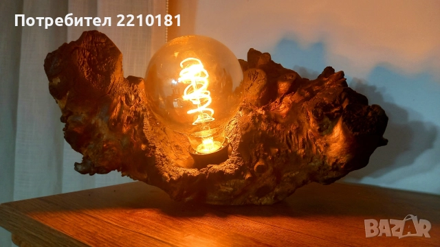 Настолна лампа дърво