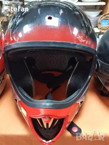 продава се моторни каски, снимка 3 - Спортна екипировка - 48193674
