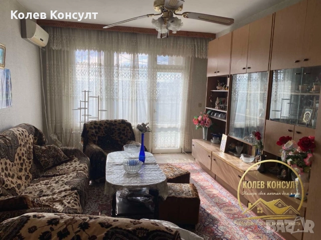 Продавам апартамент гр. Симеоновград, до полицията