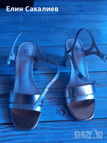 Дамски сандали , снимка 2 - Дамски обувки на ток - 41686945