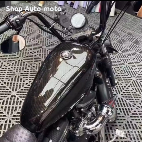 9D Декоративно автомобилно фолио Automat-BLACK CARBON със златна шарка, 1.52m, снимка 5 - Аксесоари и консумативи - 53433085